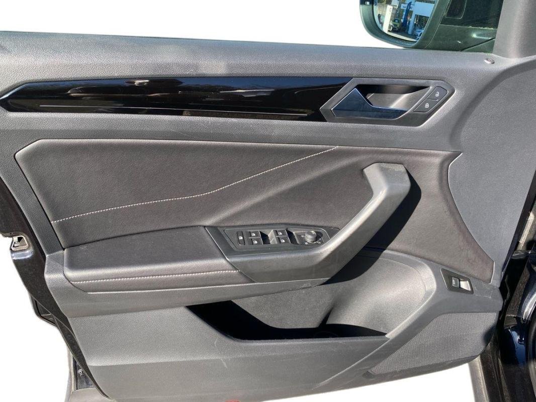 Volkswagen T-Roc - Photo 15
