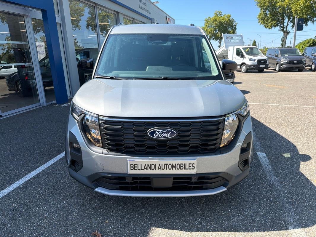 Ford Tourneo - Photo 2