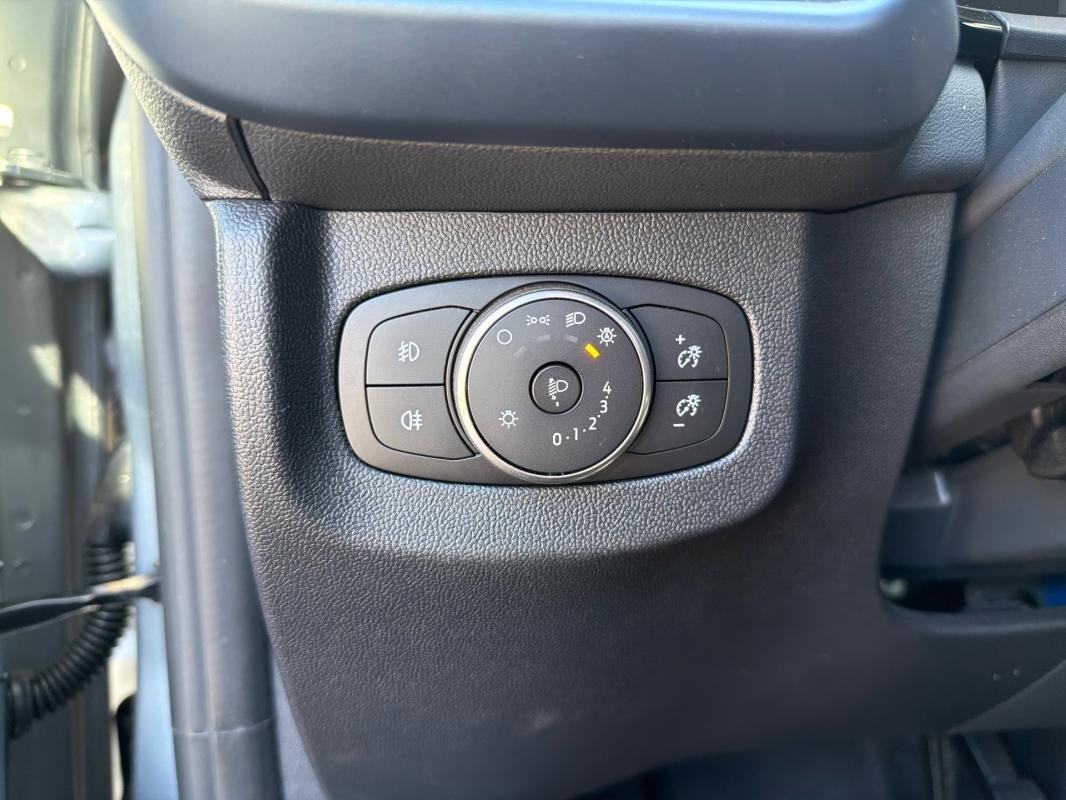 Ford Tourneo - Photo 22