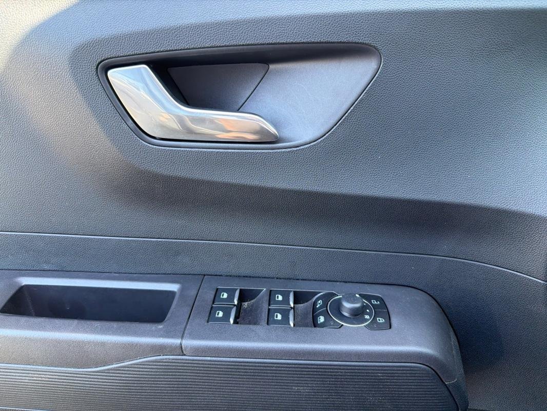 Ford Tourneo - Photo 25
