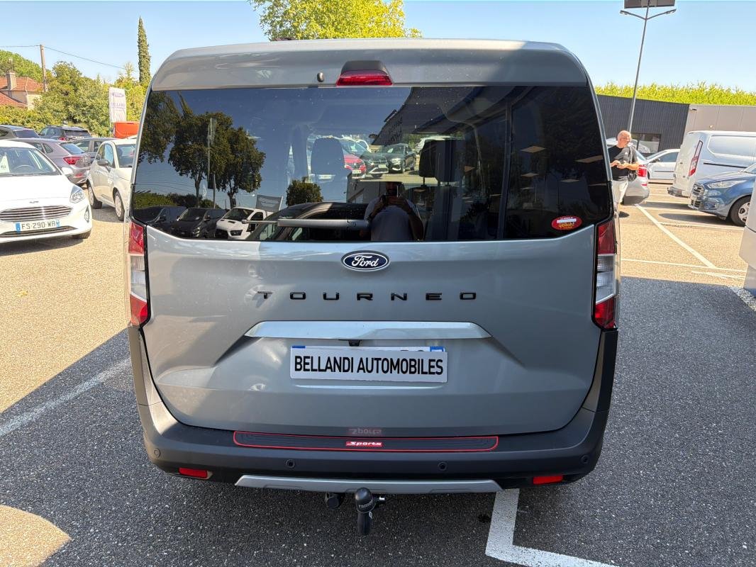 Ford Tourneo - Photo 8
