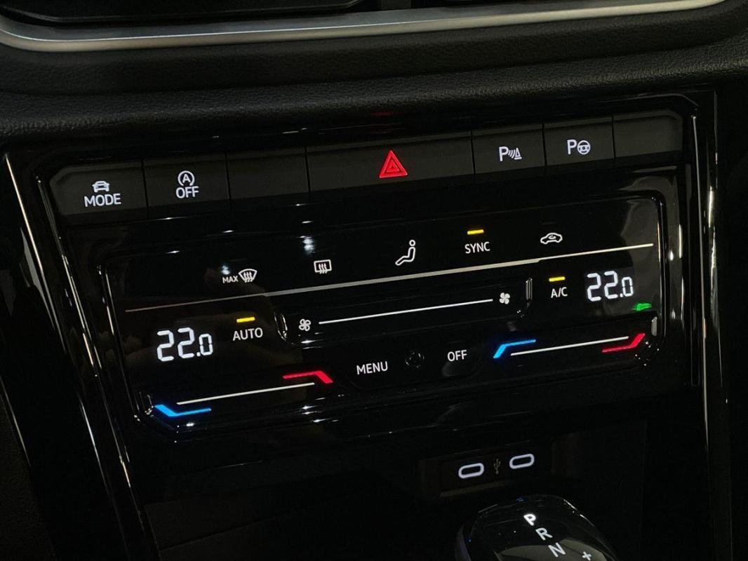 Volkswagen T-Roc - Photo 19