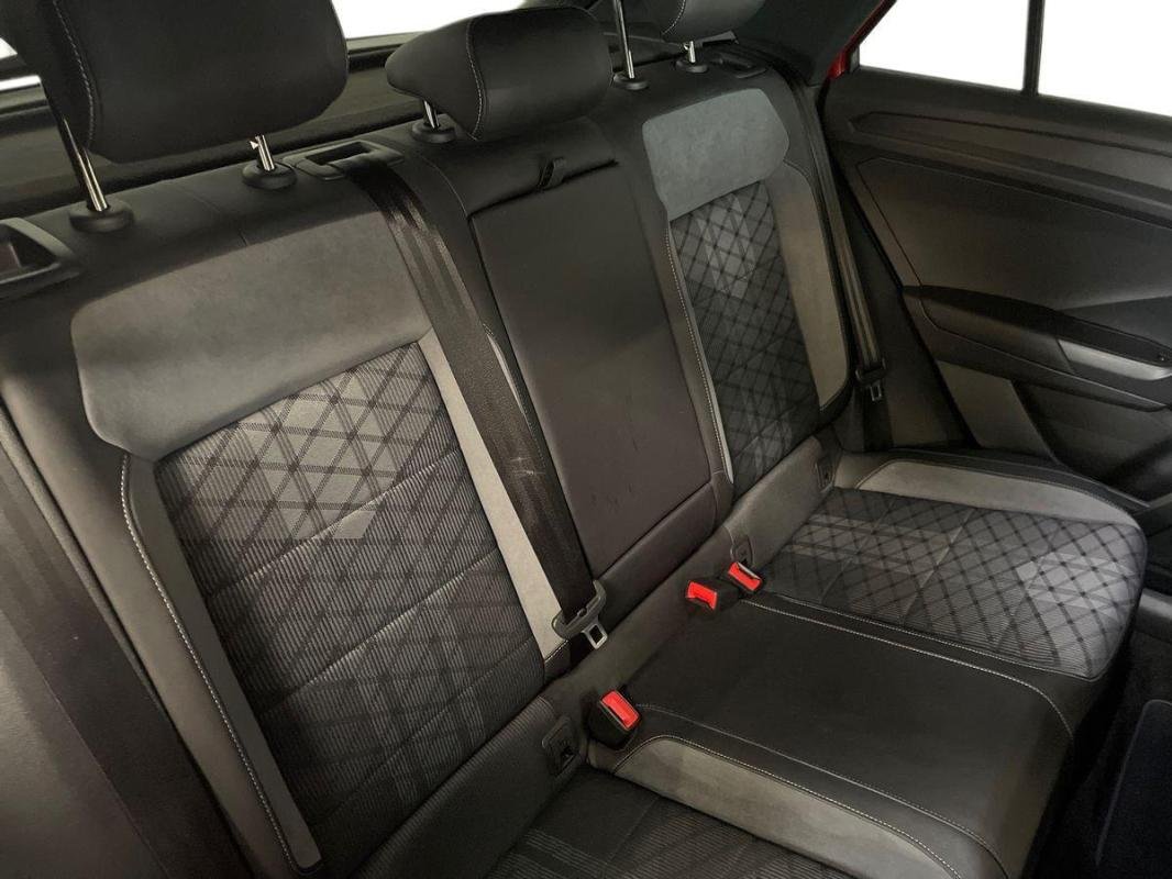 Volkswagen T-Roc - Photo 23