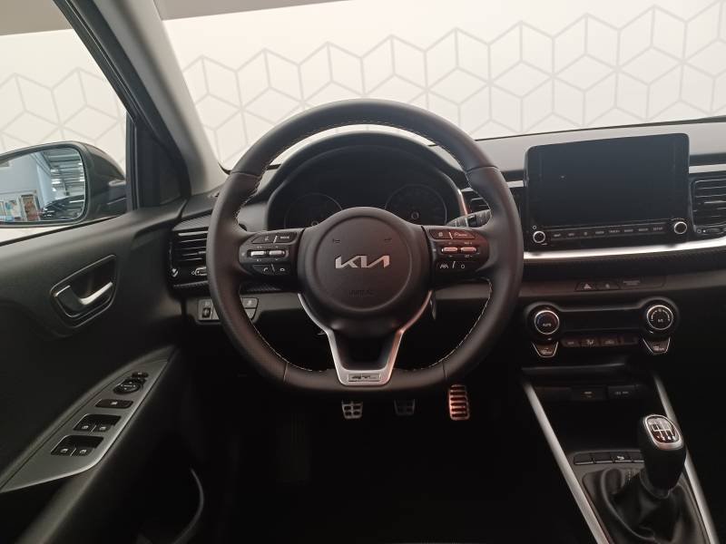 Kia Stonic - Photo 13