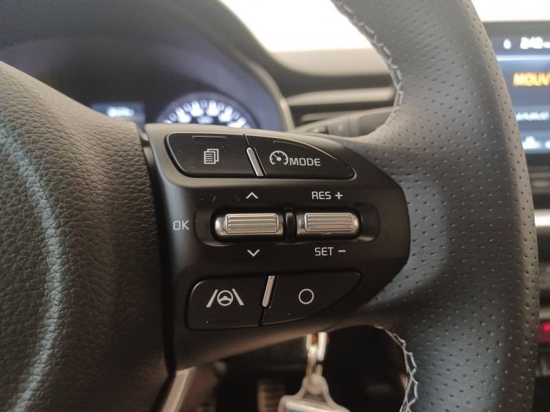 Kia Stonic - Photo 25