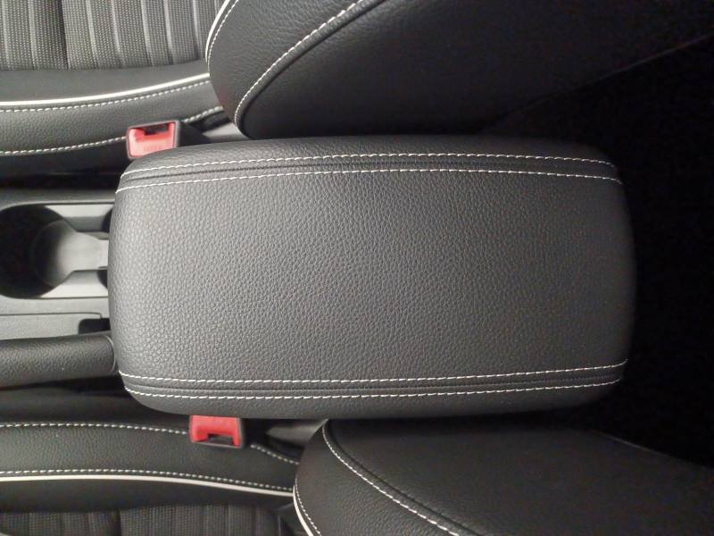 Kia Stonic - Photo 29