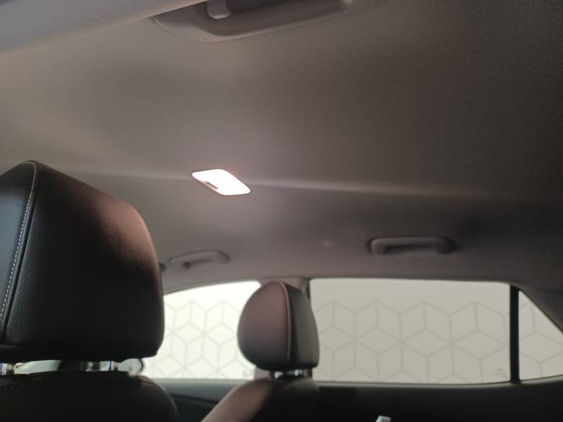 Kia Stonic - Photo 34