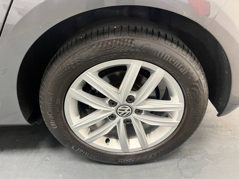 Volkswagen Golf - Photo 17
