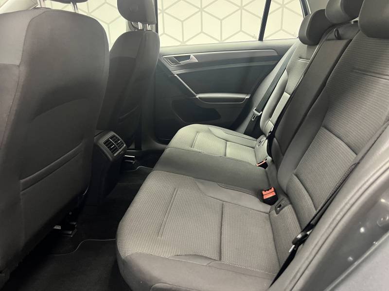 Volkswagen Golf - Photo 21