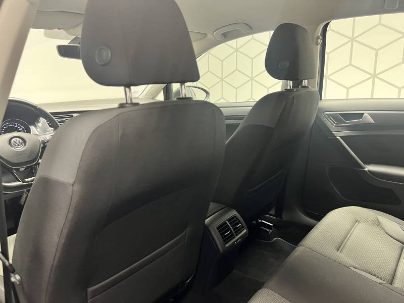 Volkswagen Golf - Photo 22