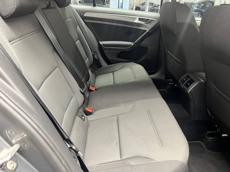 Volkswagen Golf - Photo 25