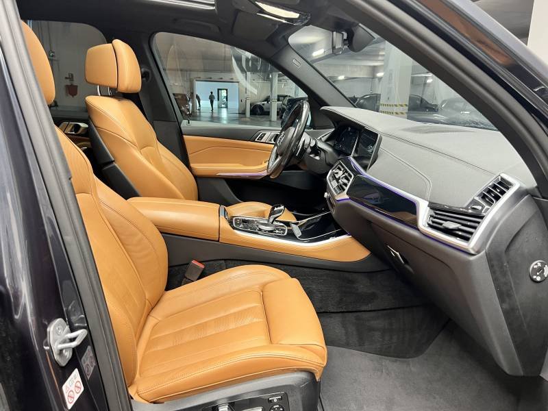 BMW X5 - Photo 32