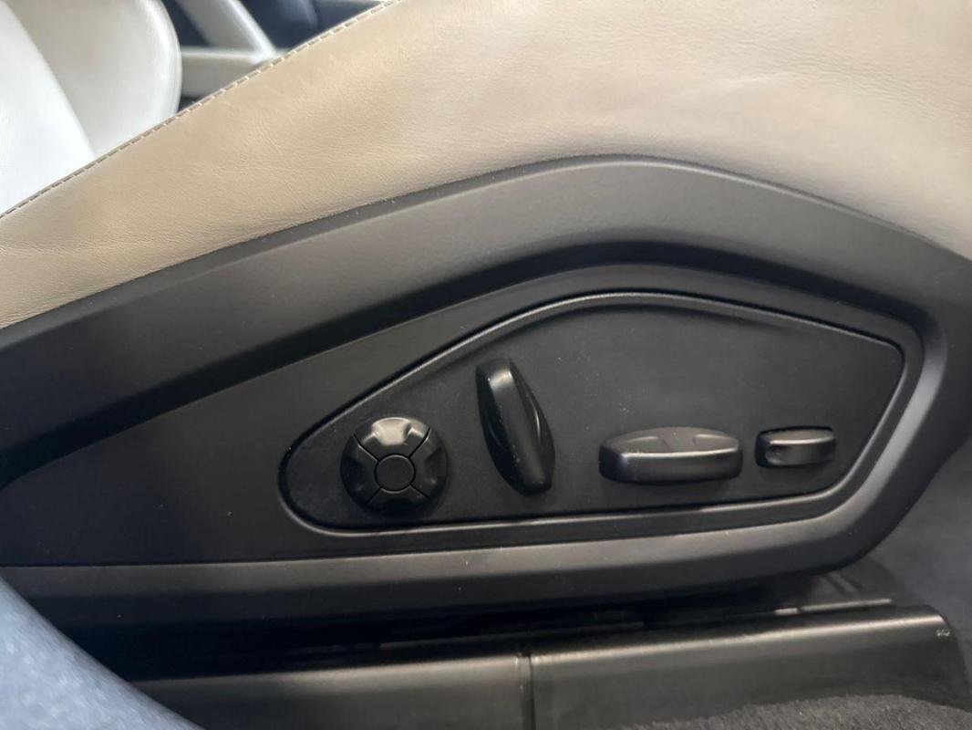 Porsche taycan - Photo 15