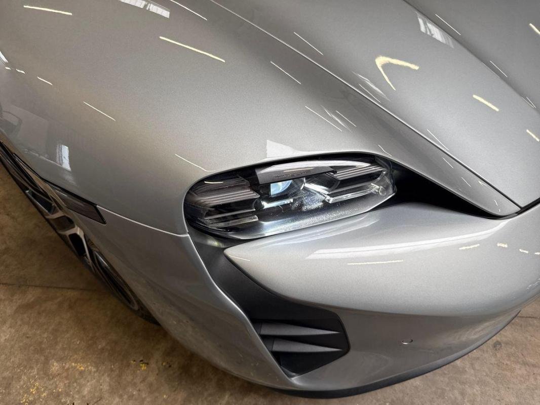 Porsche taycan - Photo 27