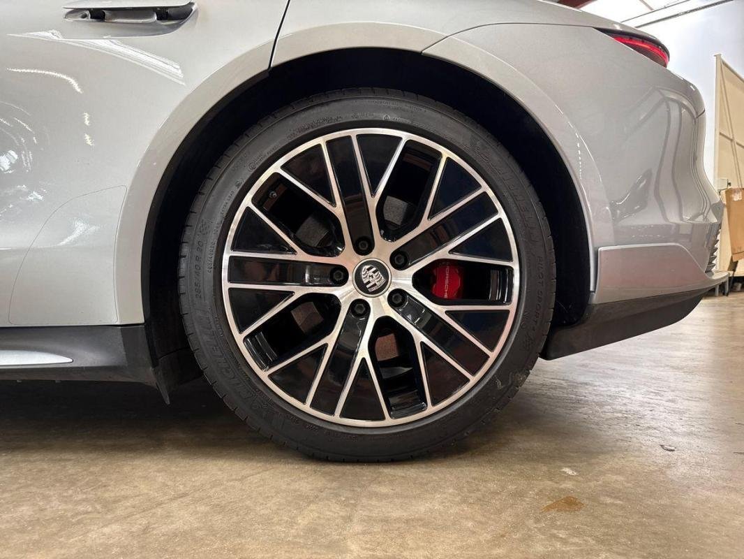 Porsche taycan - Photo 29