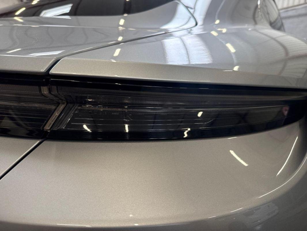 Porsche taycan - Photo 31