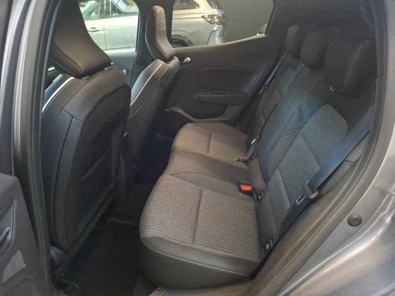 Renault Clio - Photo 16