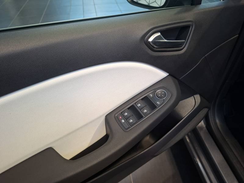 Renault Clio - Photo 22