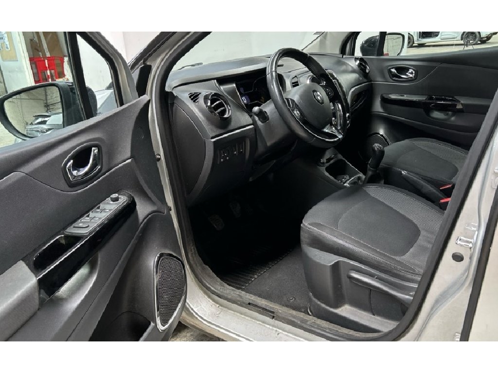 Renault Captur - Photo 6