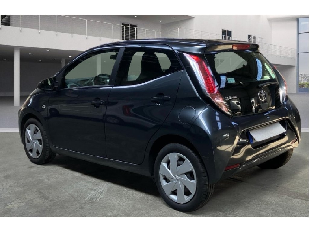 Toyota Aygo - Photo 4