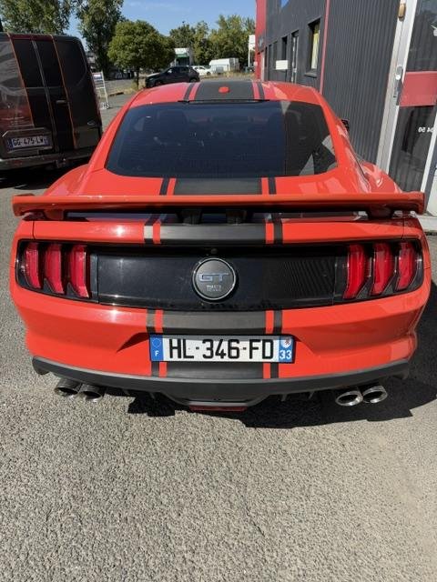 Ford Mustang - Photo 11
