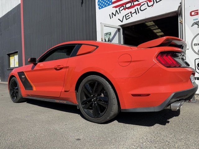 Ford Mustang - Photo 14