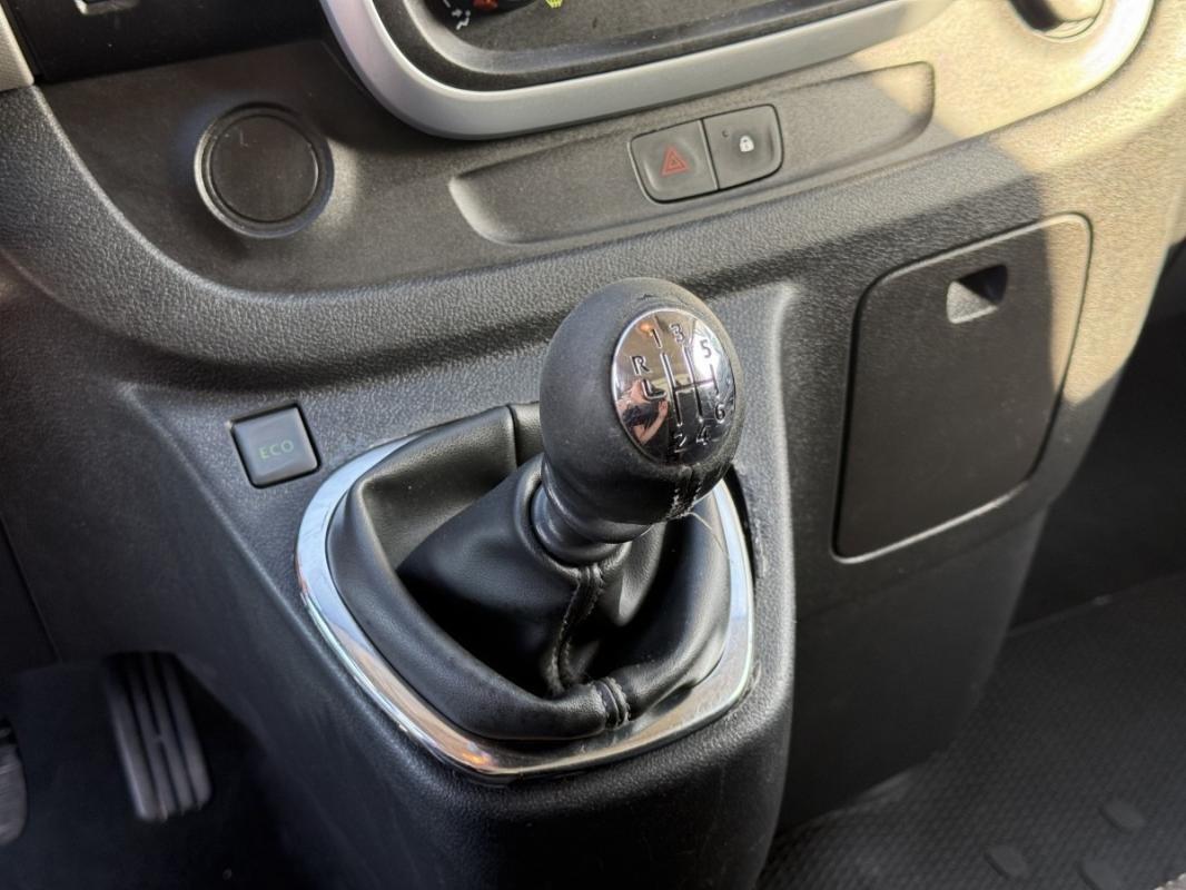 Renault Trafic - Photo 11