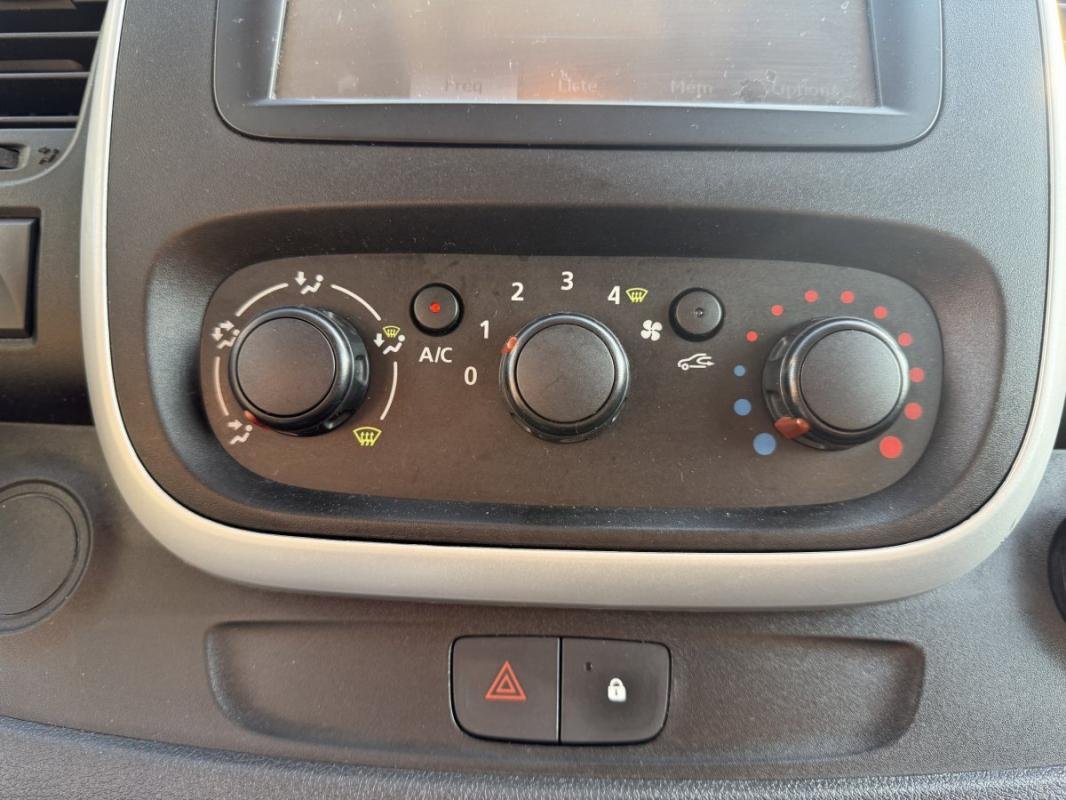 Renault Trafic - Photo 13