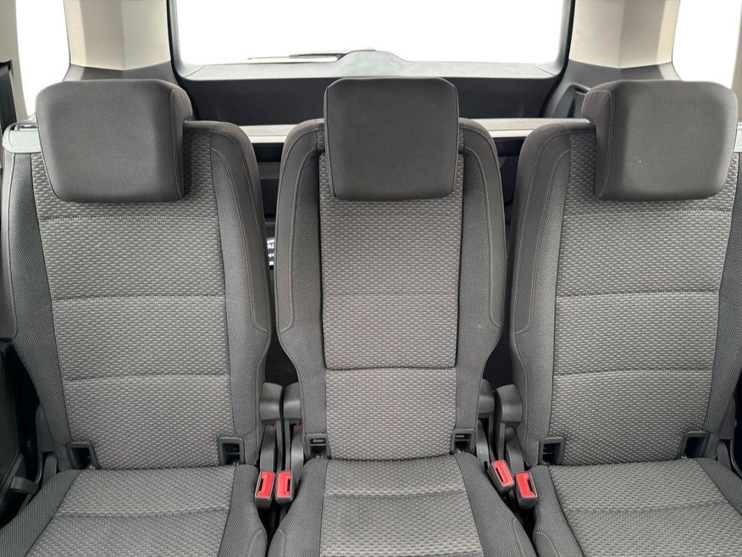 Volkswagen Touran - Photo 22