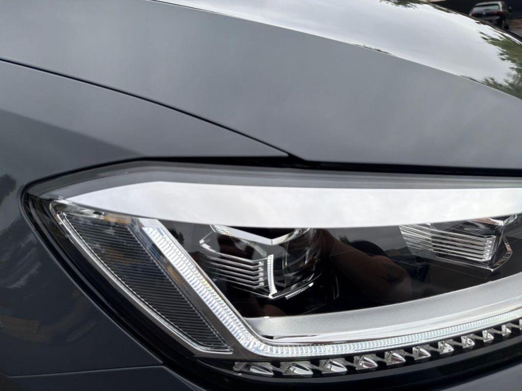 Volkswagen Touran - Photo 26