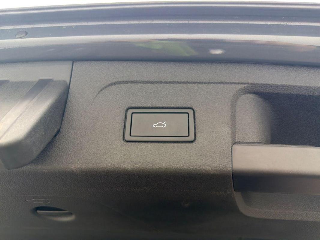 Volkswagen Touran - Photo 33
