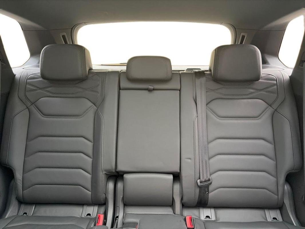 Volkswagen Touareg - Photo 22