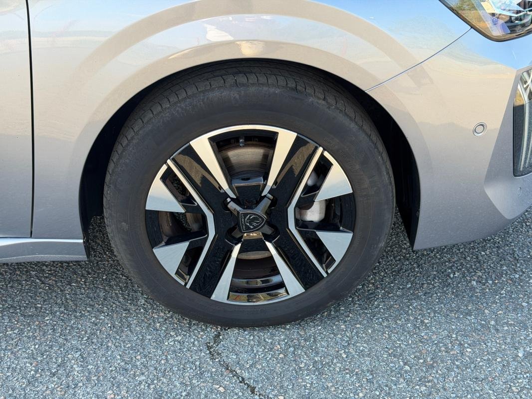Peugeot 208 - Photo 20