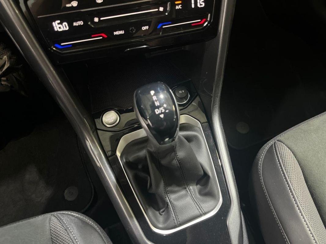 Volkswagen T-Roc - Photo 11