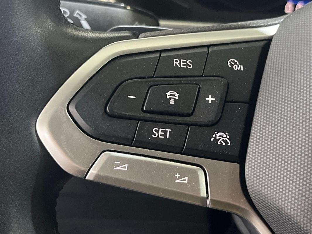 Volkswagen T-Roc - Photo 21