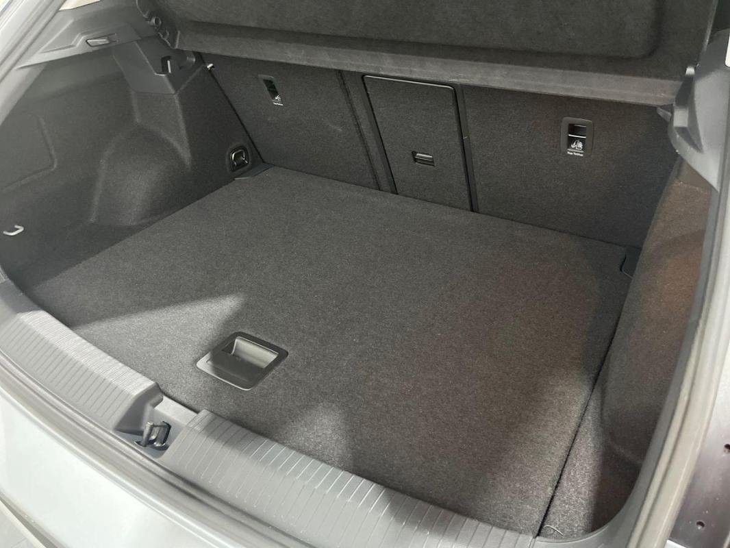 Volkswagen T-Roc - Photo 32