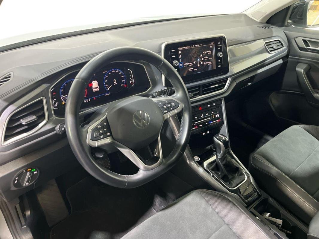 Volkswagen T-Roc - Photo 9
