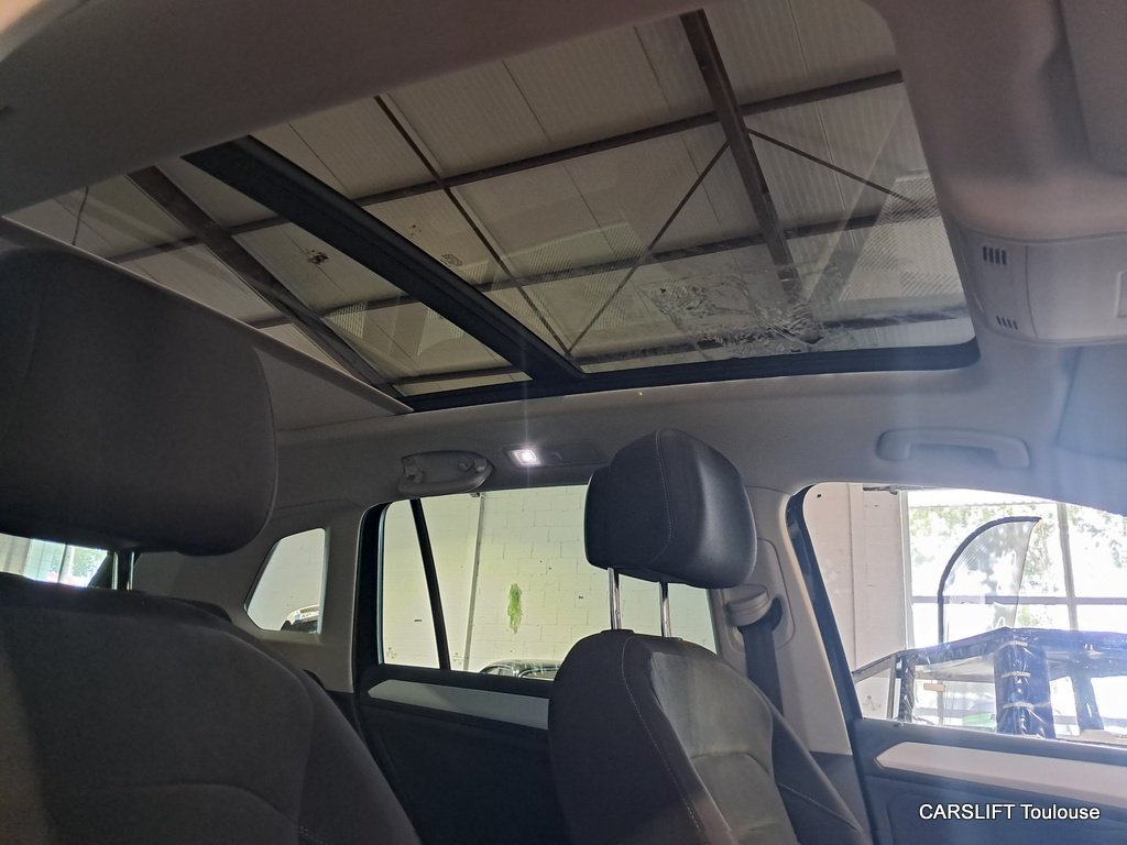Volkswagen Tiguan - Photo 11