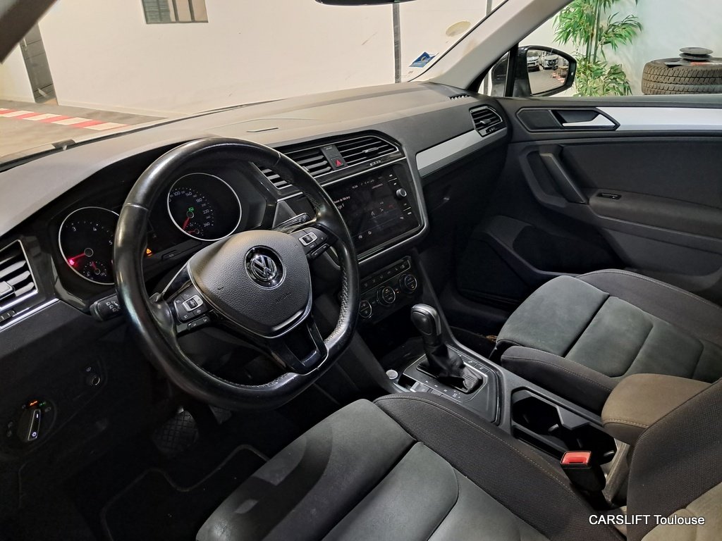 Volkswagen Tiguan - Photo 17