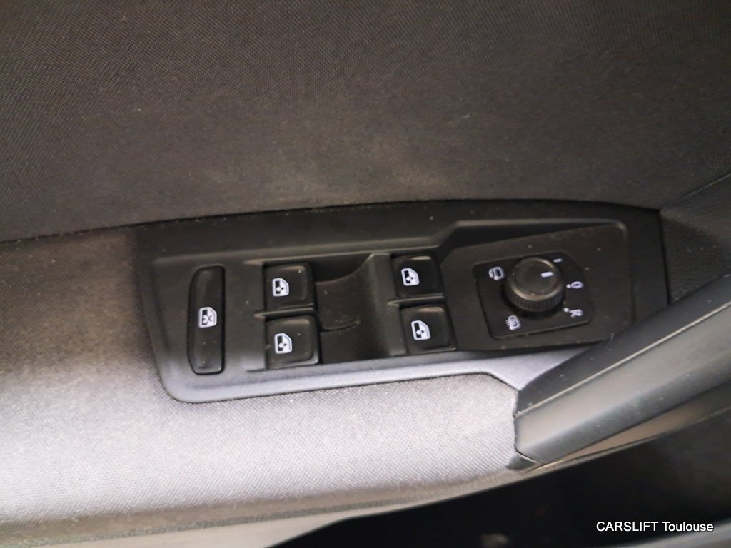Volkswagen Tiguan - Photo 23
