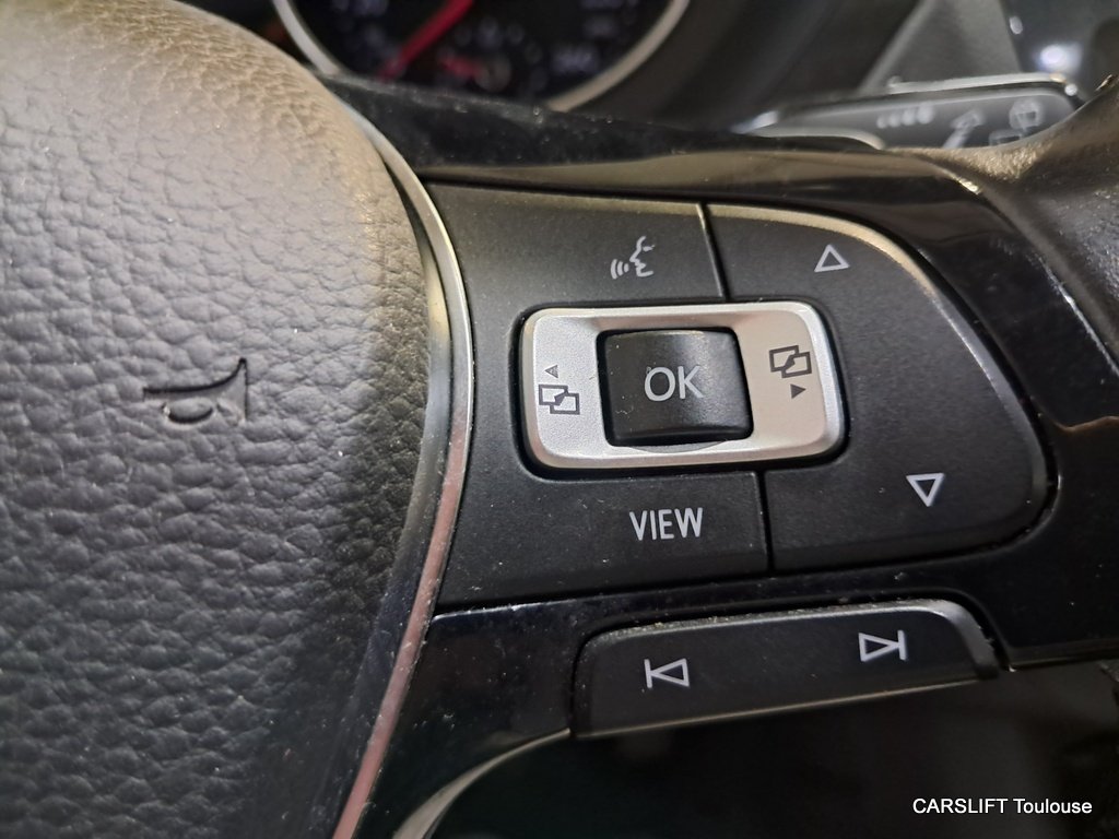 Volkswagen Tiguan - Photo 28