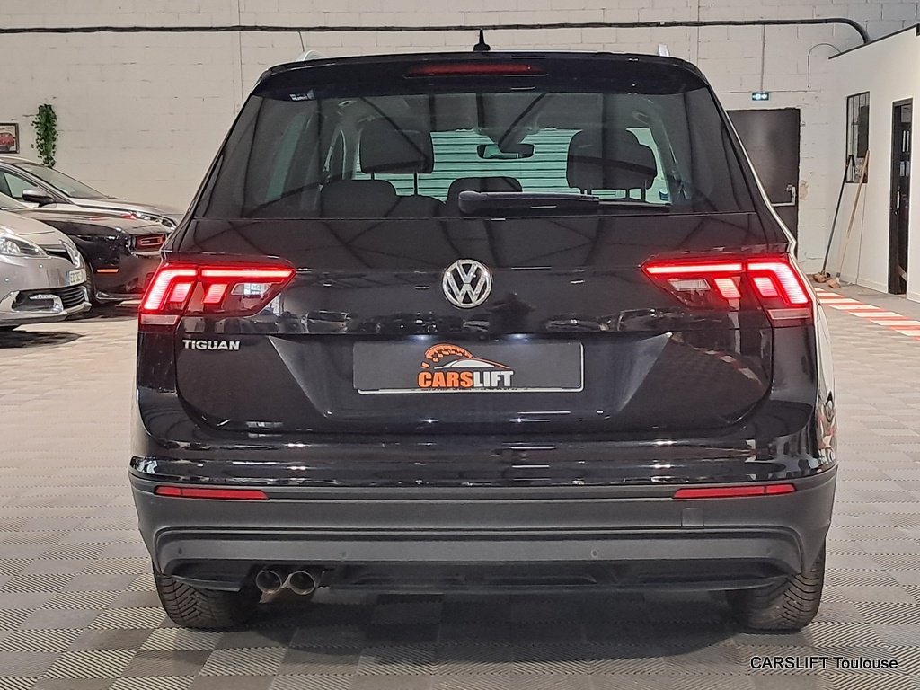Volkswagen Tiguan - Photo 6