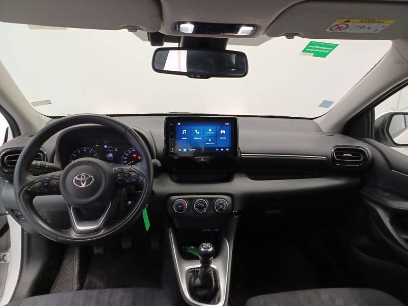 Toyota Yaris - Photo 11