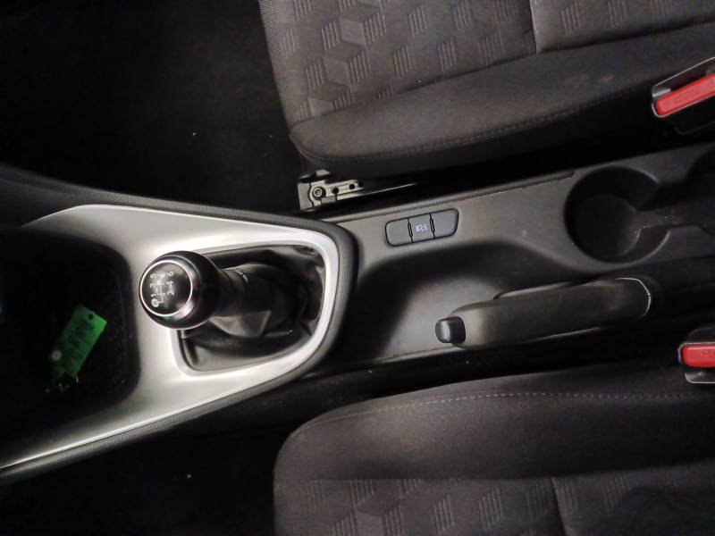 Toyota Yaris - Photo 17