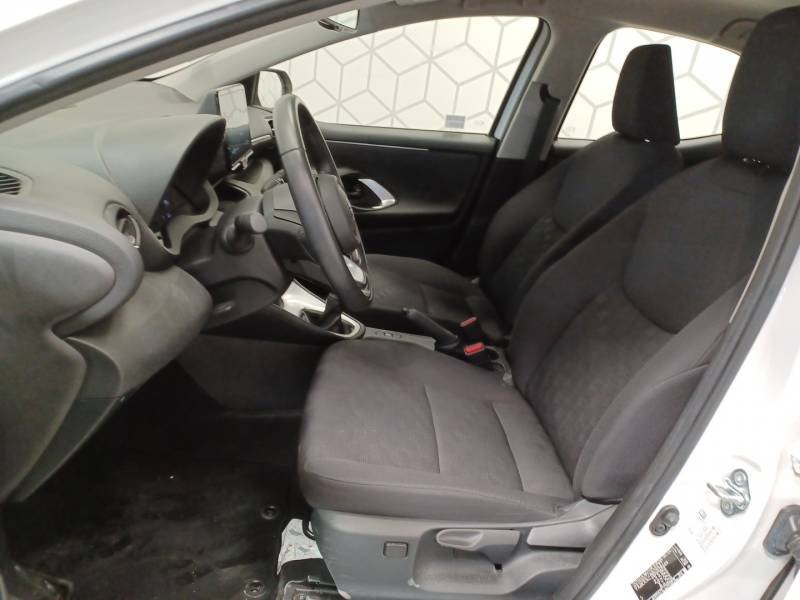 Toyota Yaris - Photo 10