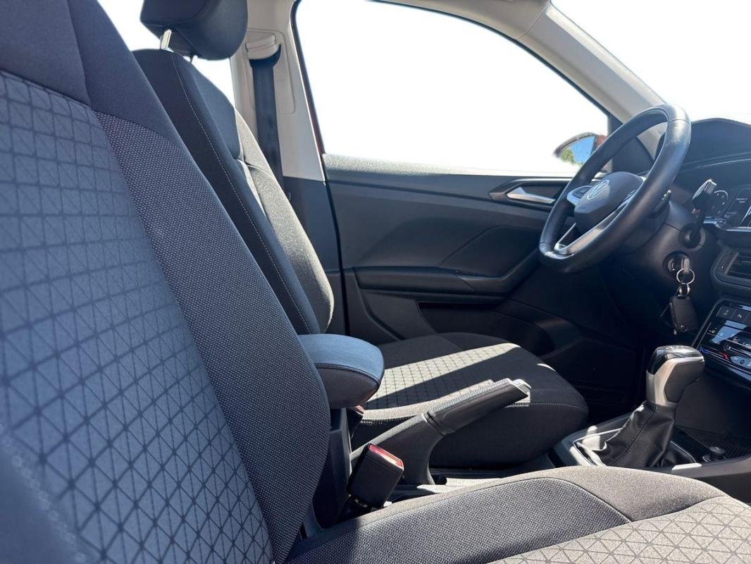 Volkswagen T-Cross - Photo 13