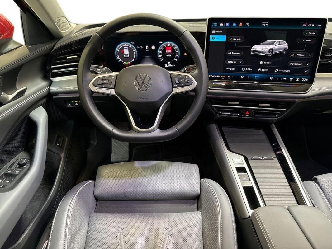Volkswagen Passat - Photo 24