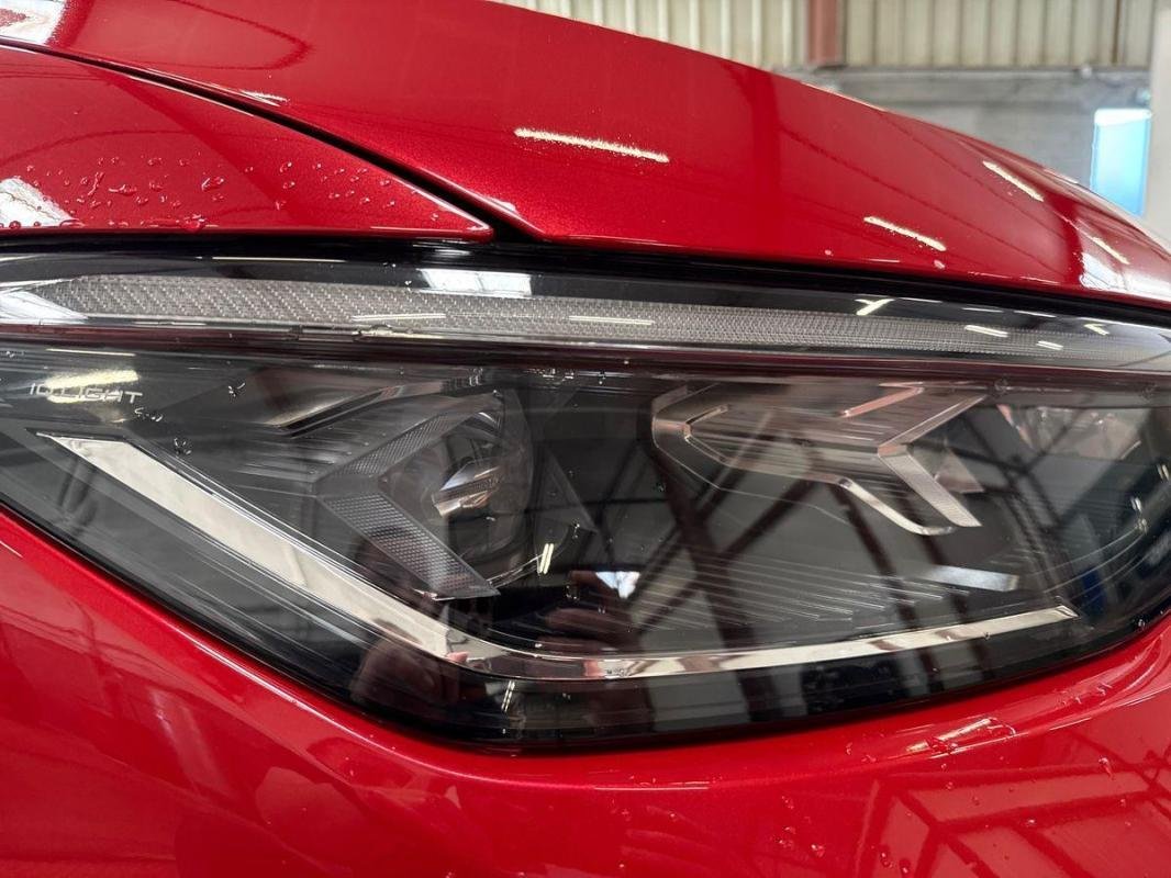Volkswagen Passat - Photo 25