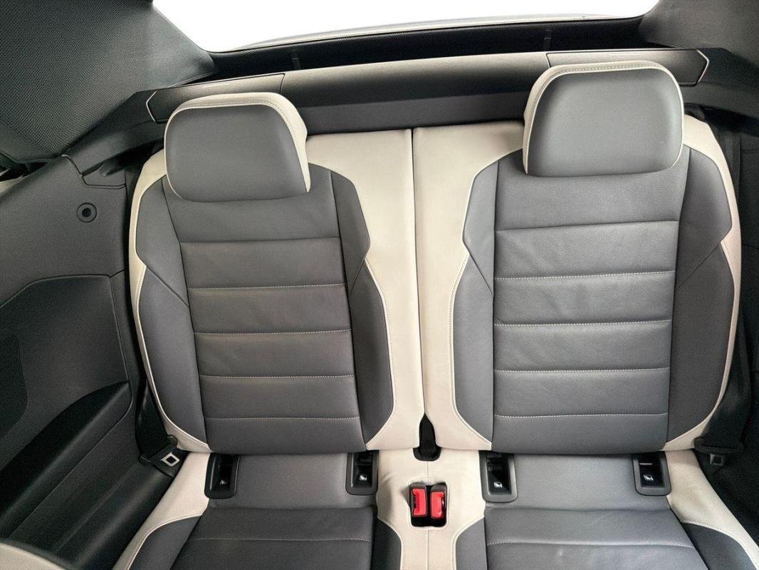 Volkswagen T-Roc - Photo 22