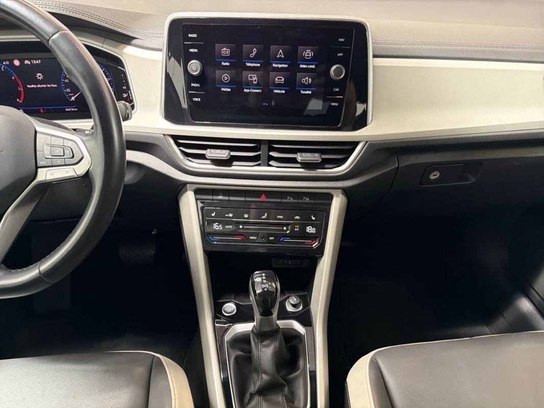 Volkswagen T-Roc - Photo 10
